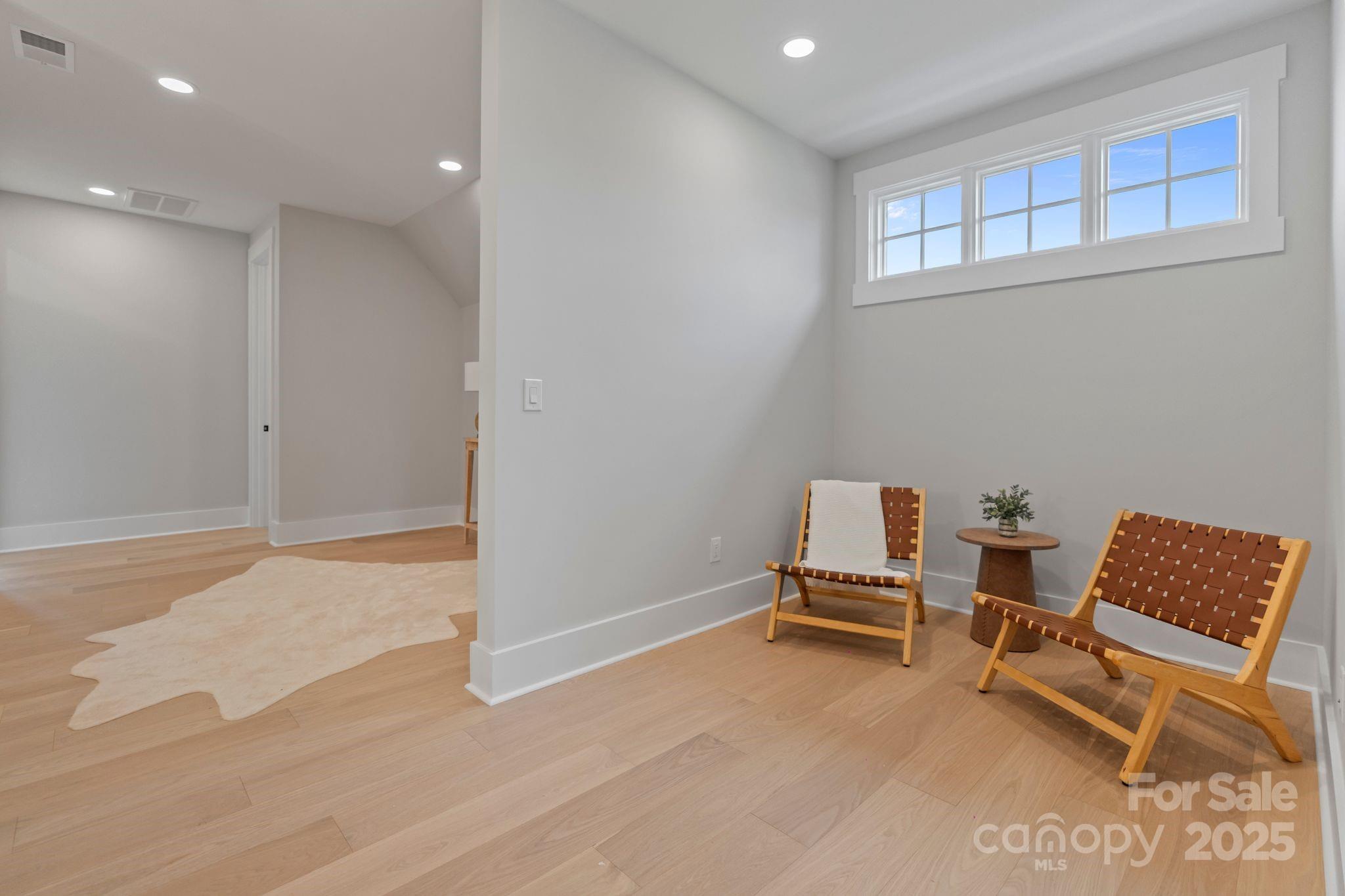 Twin Lakes - Residential