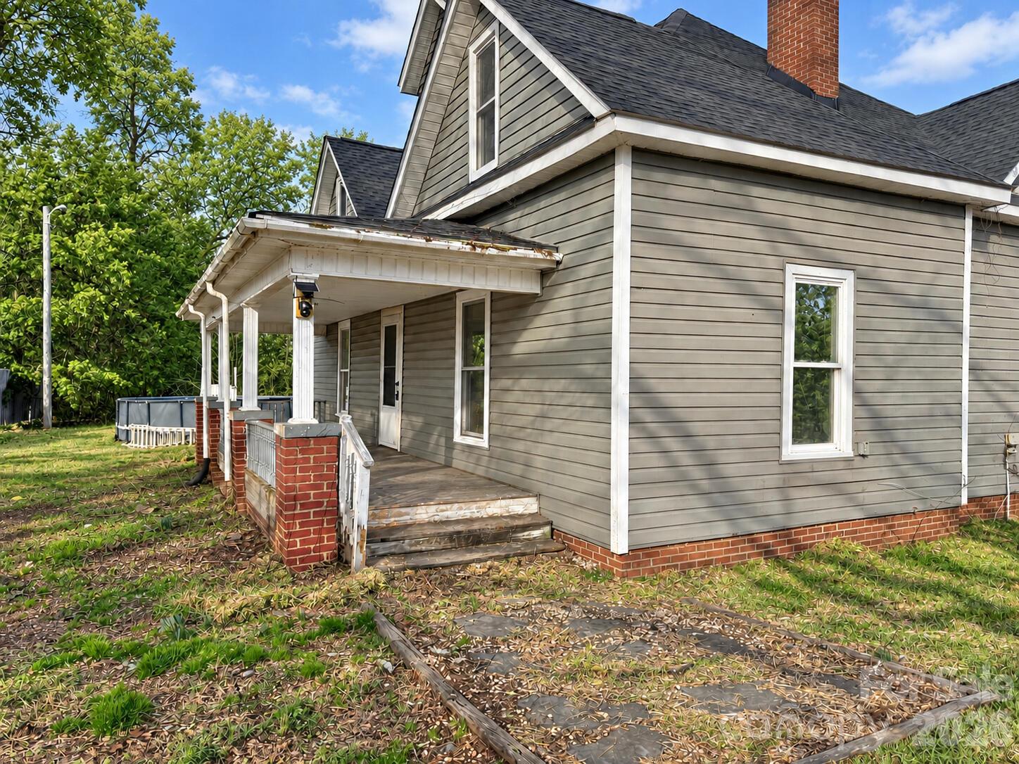 139 Colfax Road
