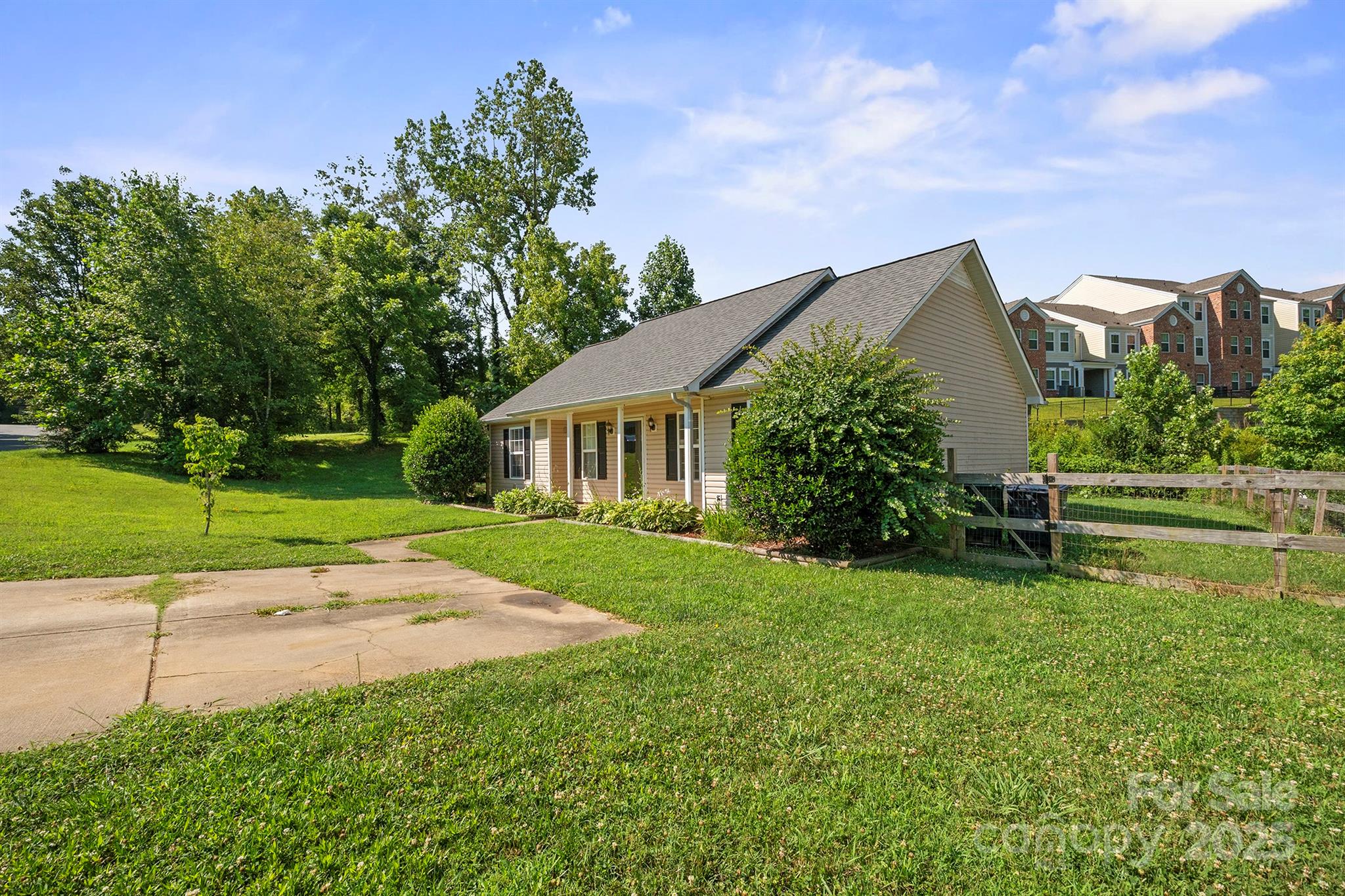 121 Gilcrest Lane