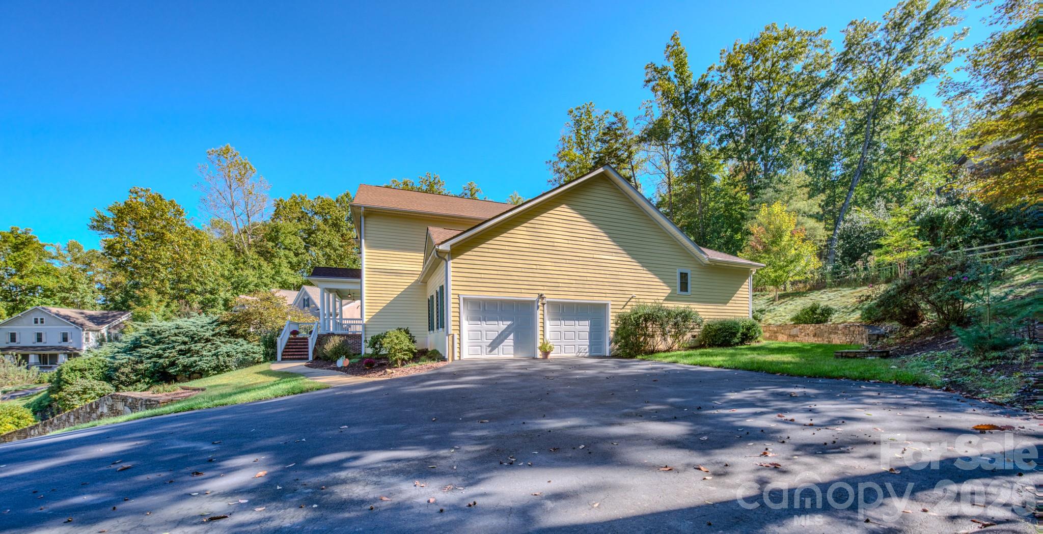 Biltmore Lake - Residential