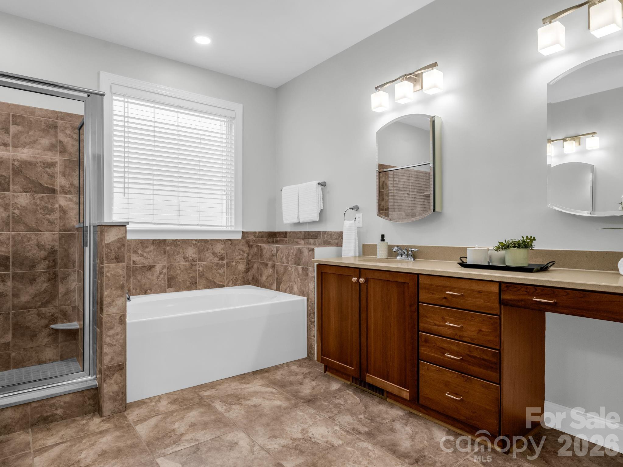 Biltmore Lake - Residential