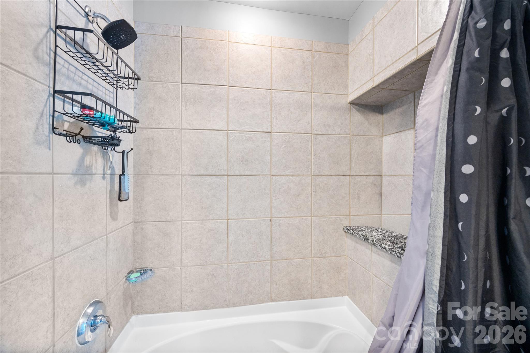 Avenue Condominiums - Residential