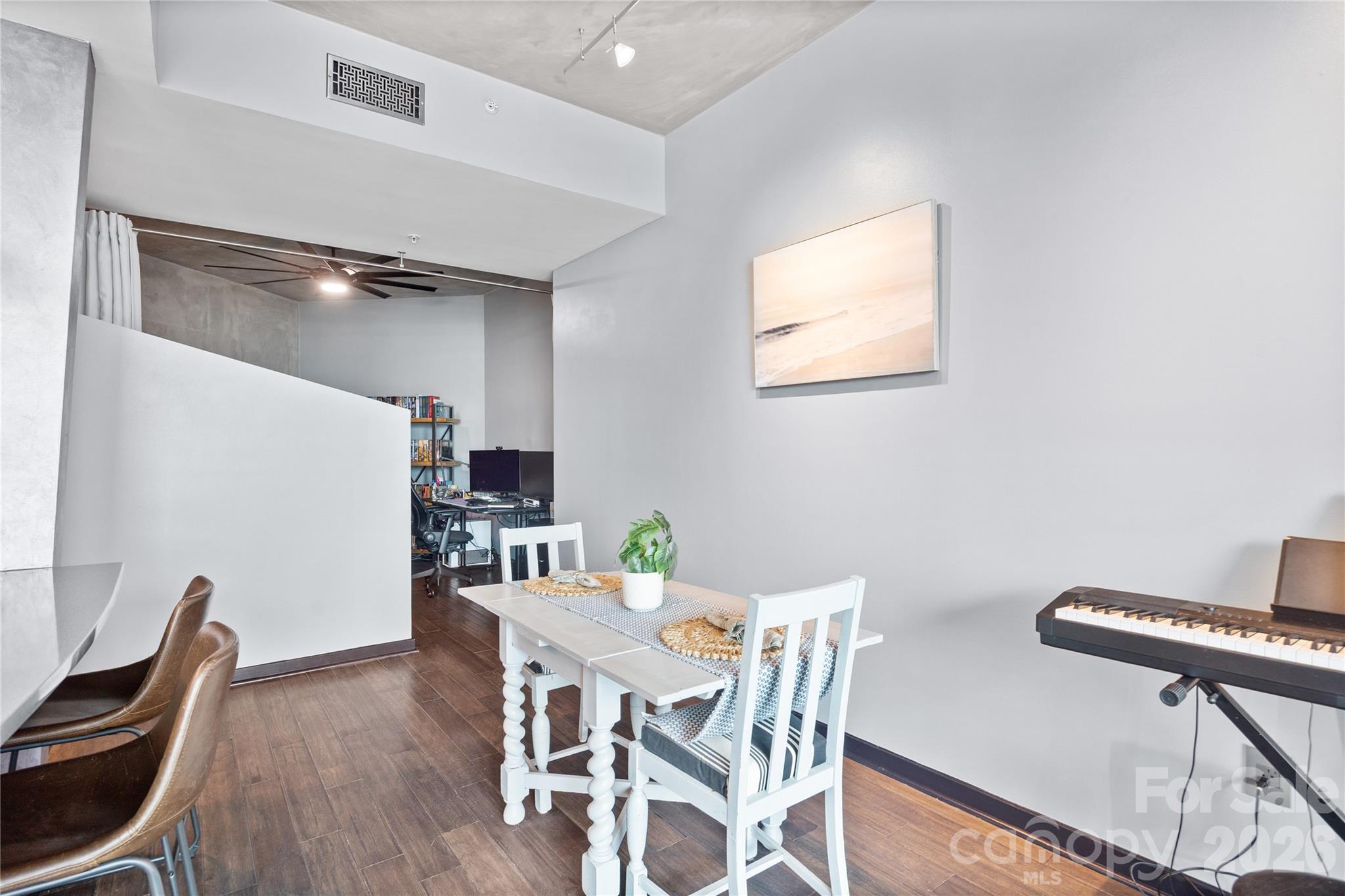 Avenue Condominiums - Residential