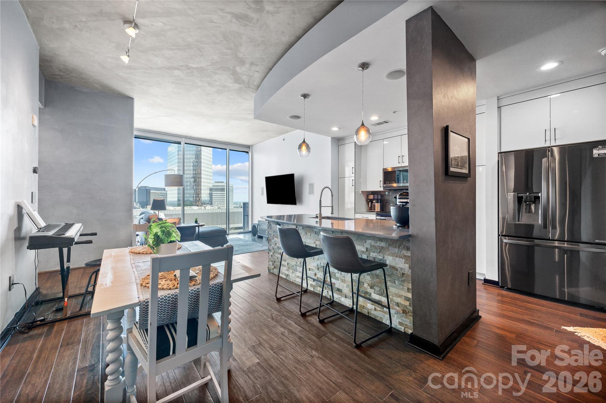 Avenue Condominiums - Residential