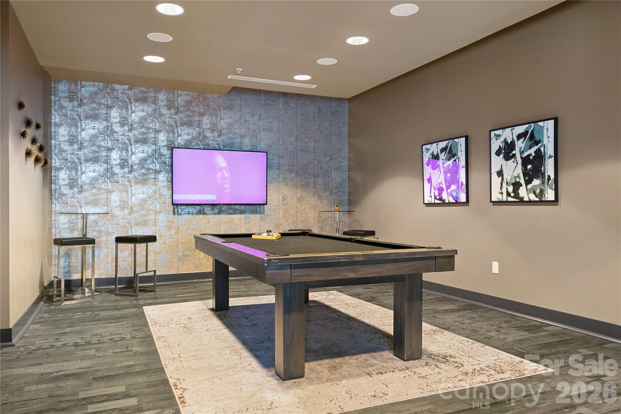 Avenue Condominiums - Residential