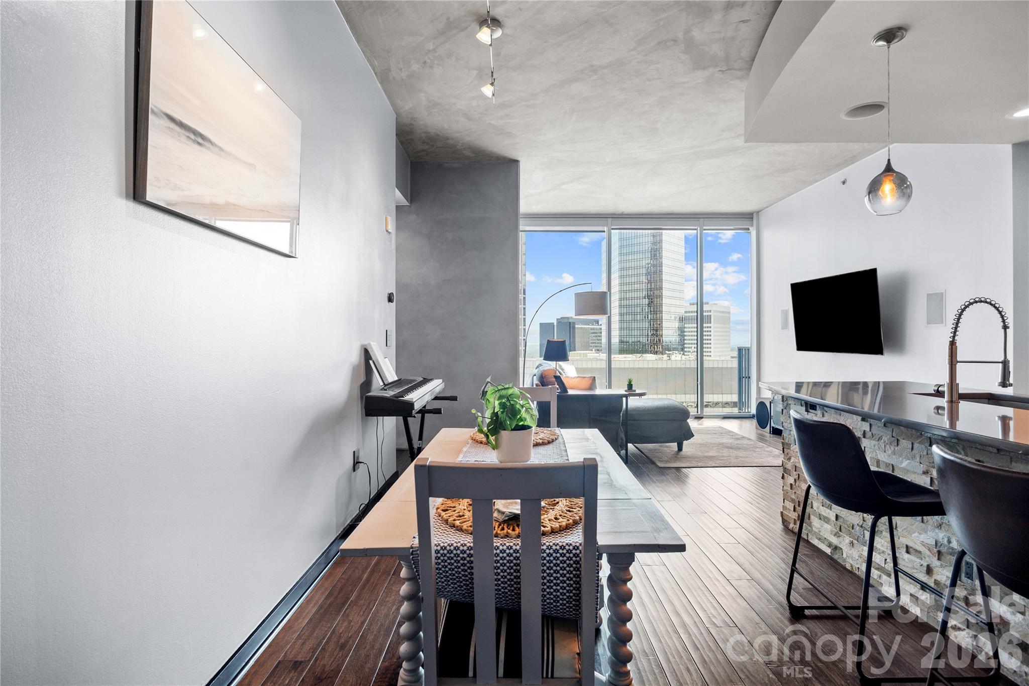 Avenue Condominiums - Residential