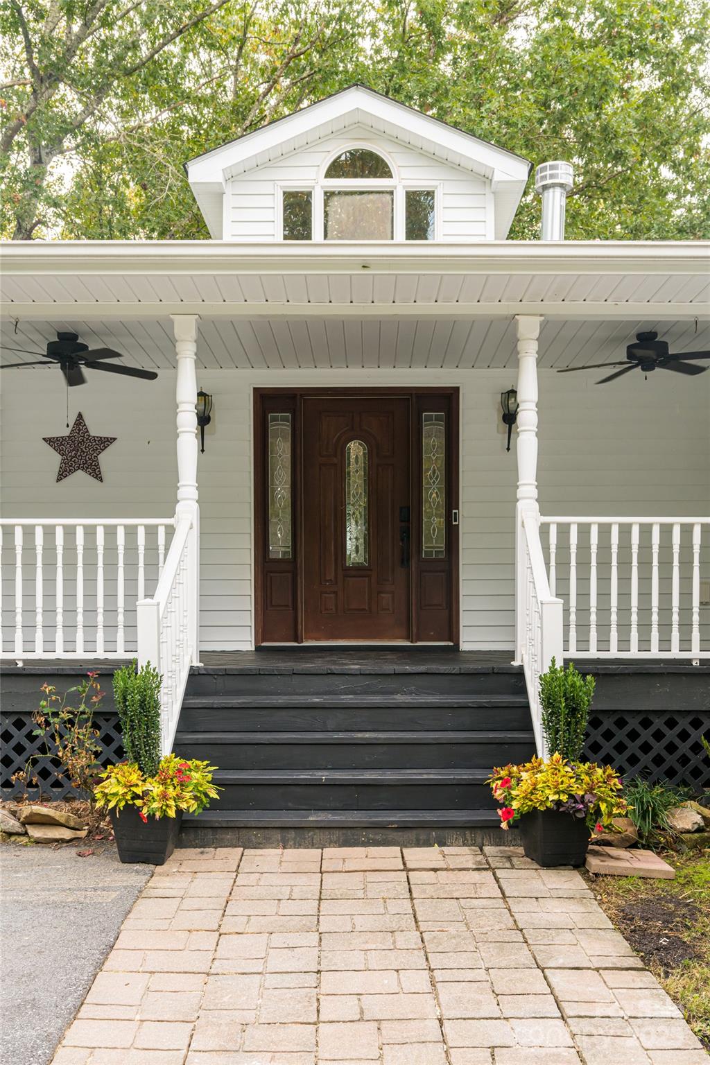 1388 King Road
