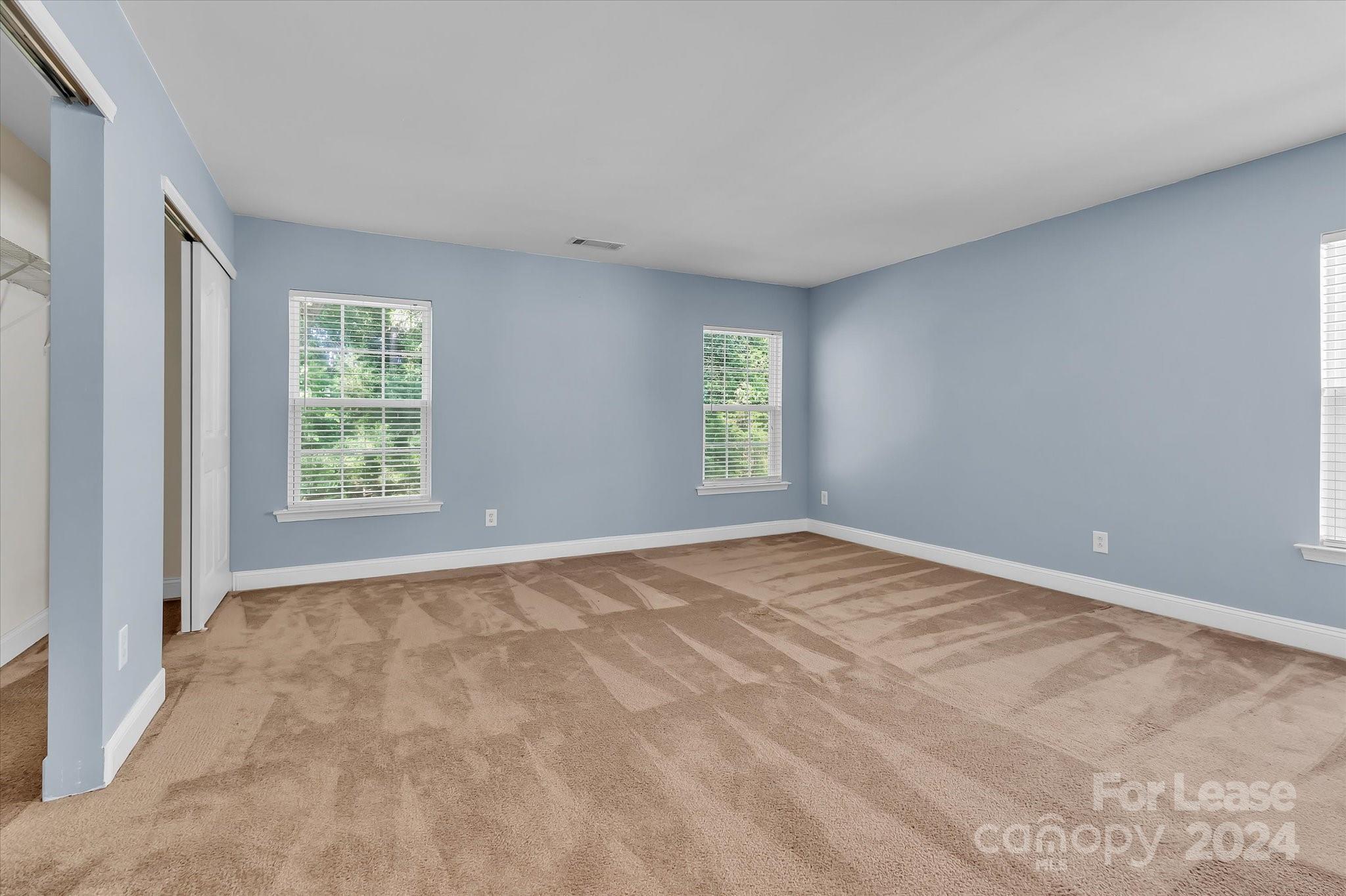 Hamilton Lakes - Residential Lease