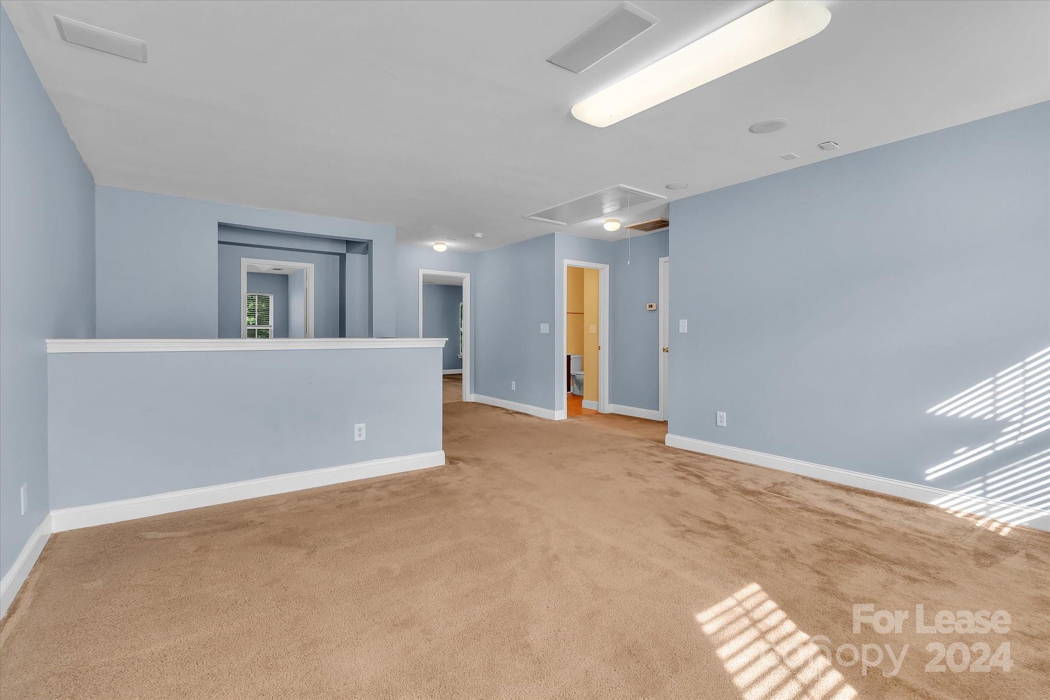 Hamilton Lakes - Residential Lease