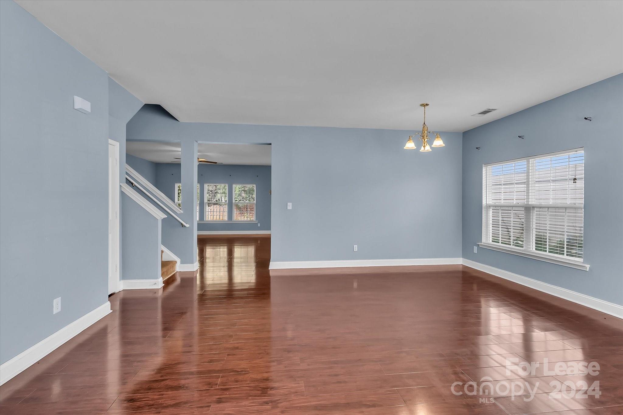 Hamilton Lakes - Residential Lease