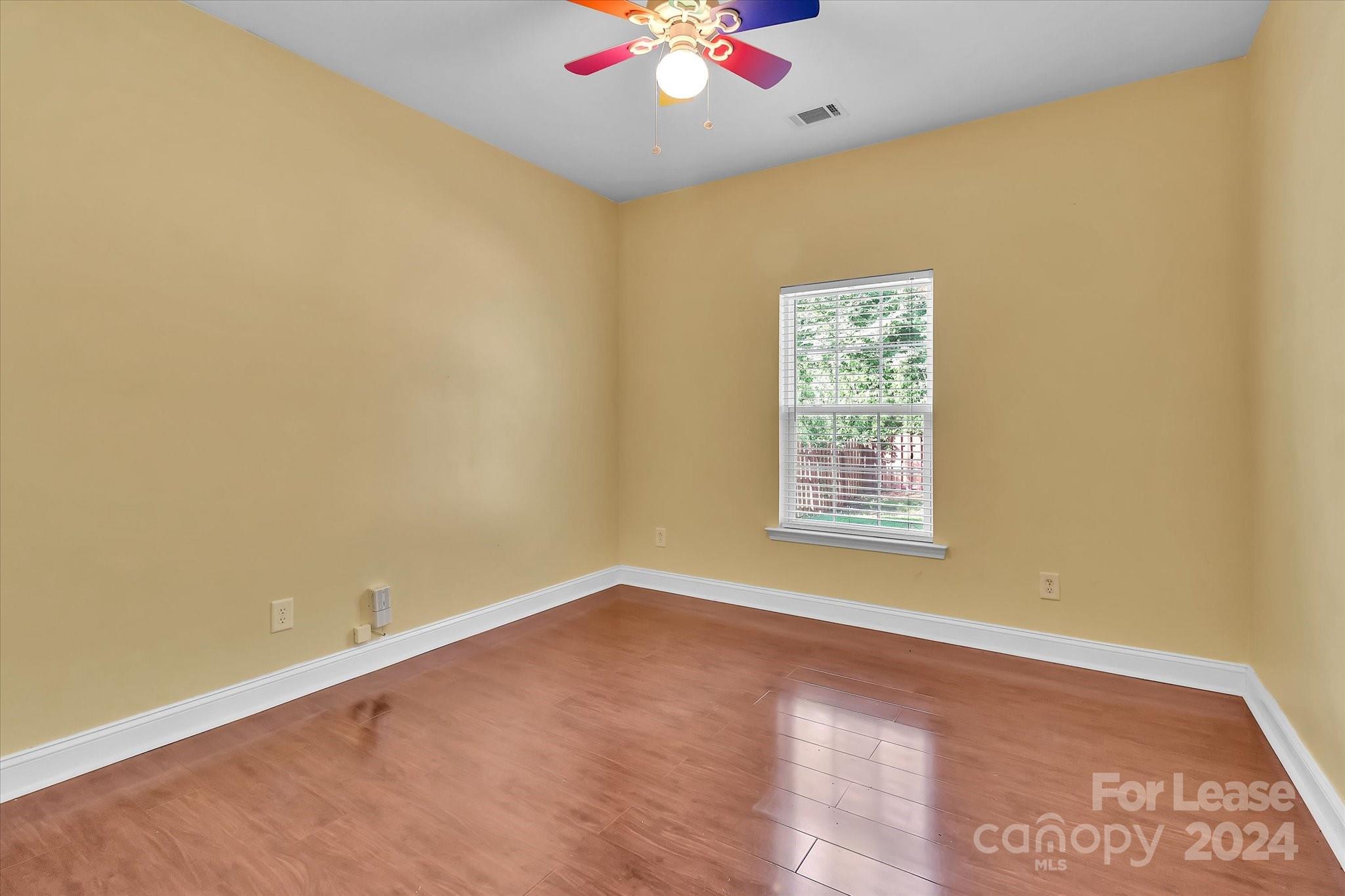 Hamilton Lakes - Residential Lease