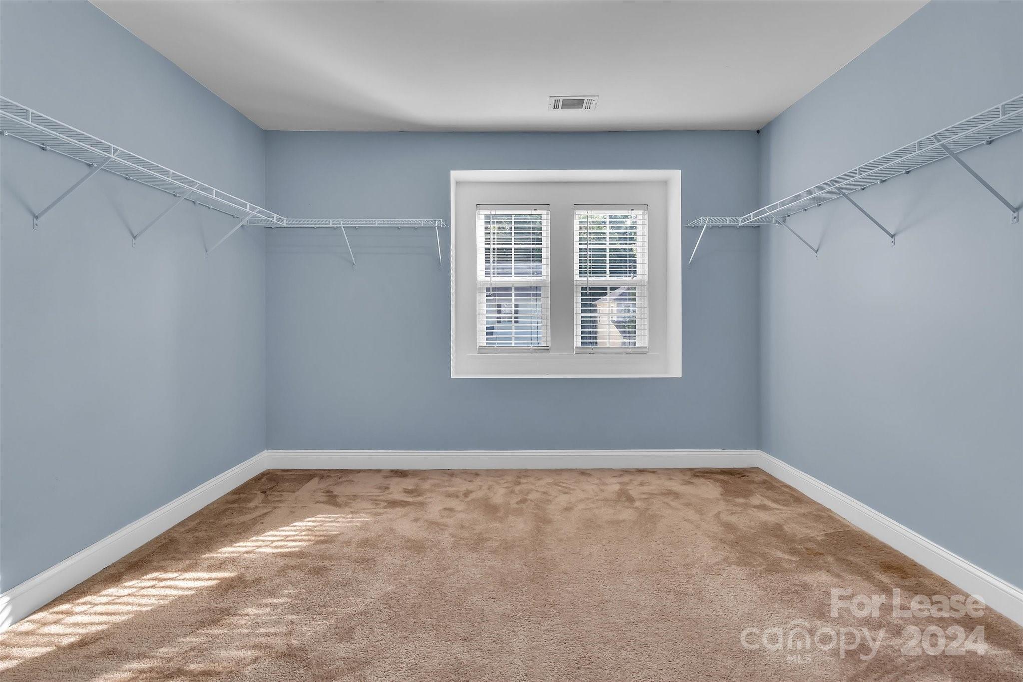 Hamilton Lakes - Residential Lease