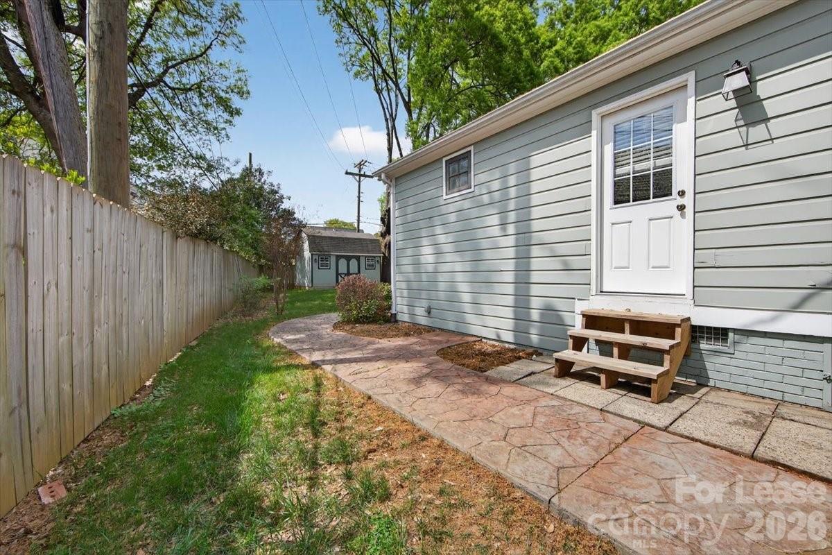 Myers Park - Residential Lease