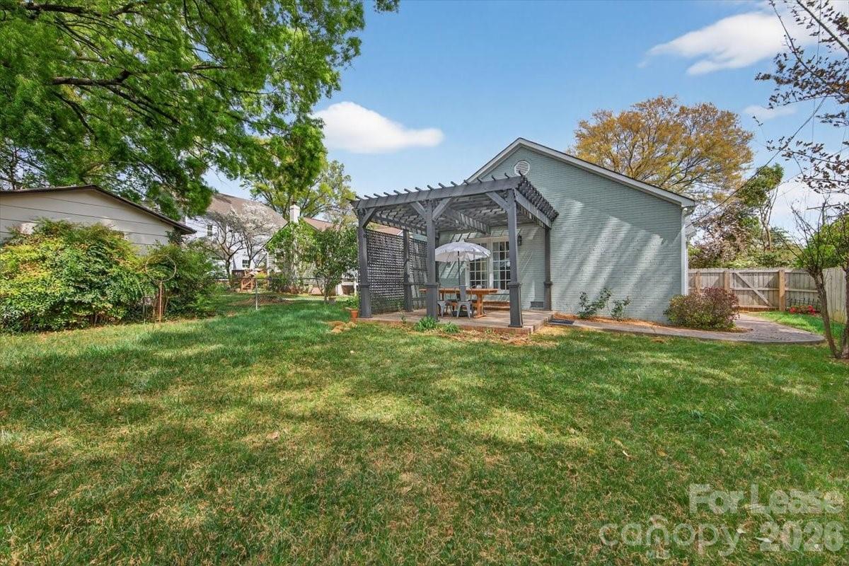 Myers Park - Residential Lease