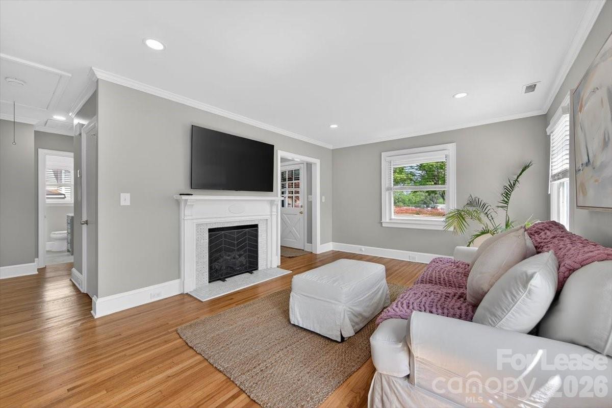 Myers Park - Residential Lease