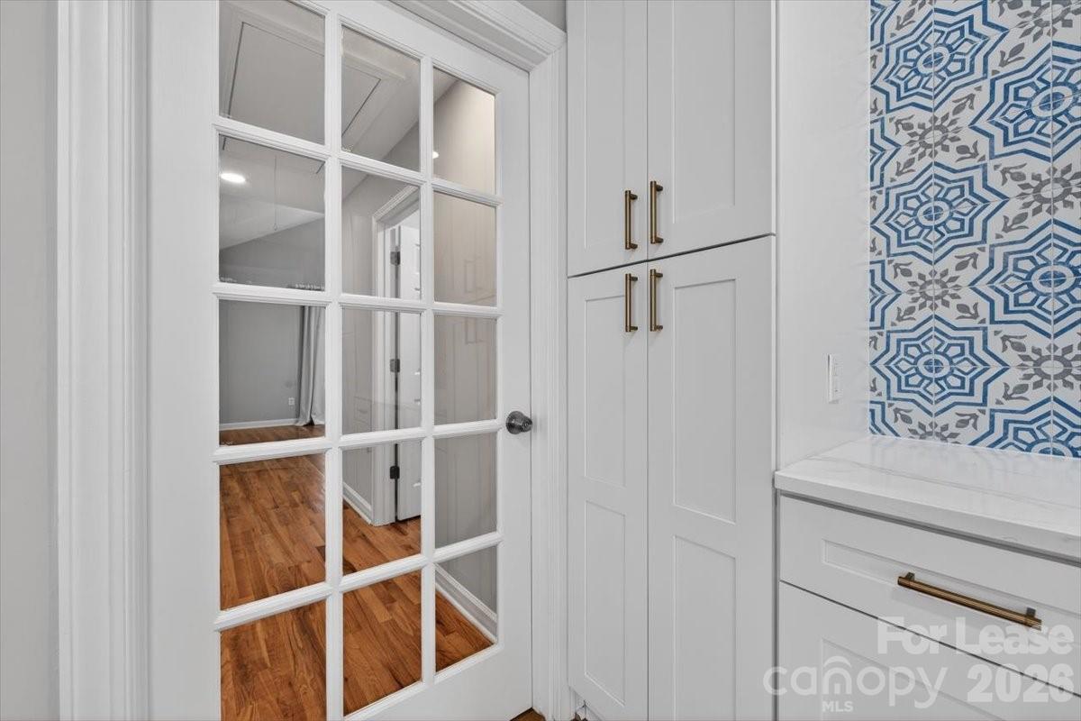 Myers Park - Residential Lease