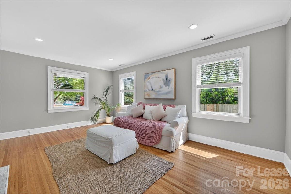 Myers Park - Residential Lease