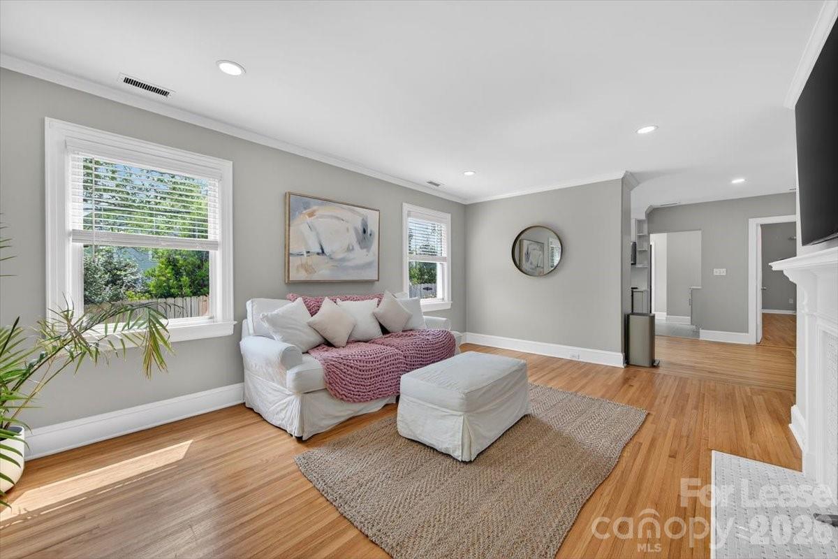 Myers Park - Residential Lease