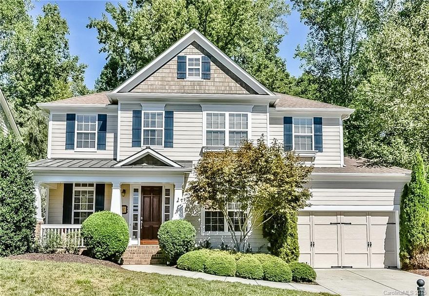 OVER $90,000 IN UPGRADES! ABSOLUTELY STUNNING HOME!FORMER OWNER WAS BUILDER OF THIS NEIGHBORHOOD. HARDWOODS THRUOUT MAIN, 10' CEILINGS, 8' DOORS, HEAVY MOLDINGS, STACKED STONE F/P, BUILT-INS,TRANSOM WINDOWS, BUILT-IN HUMIDIFIER. KITCHEN-CUSTOM 42" CABS, SS APPS, GRANITE & OVERSIZED ISLAND. HARDWOOD STAIR TREADS & METAL BALUSTERS. 6-ZONE MUSIC SYSTEM, CENTRAL VAC. LRG ROOMS, GORGEOUS MASTER B/R w/FRMLS SHOWER. SCREEN PORCH. PAVER PATIO. IRRIGATION. EPOXY COATED GARAGE FLOOR. WEDDINGTON SCHOOLS!