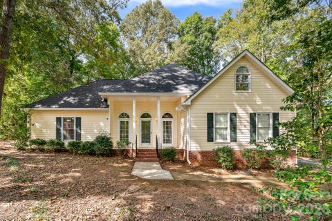 Photo of 8311 Poplar Grove Circle, Waxhaw, NC 28173 (MLS # 4432960)