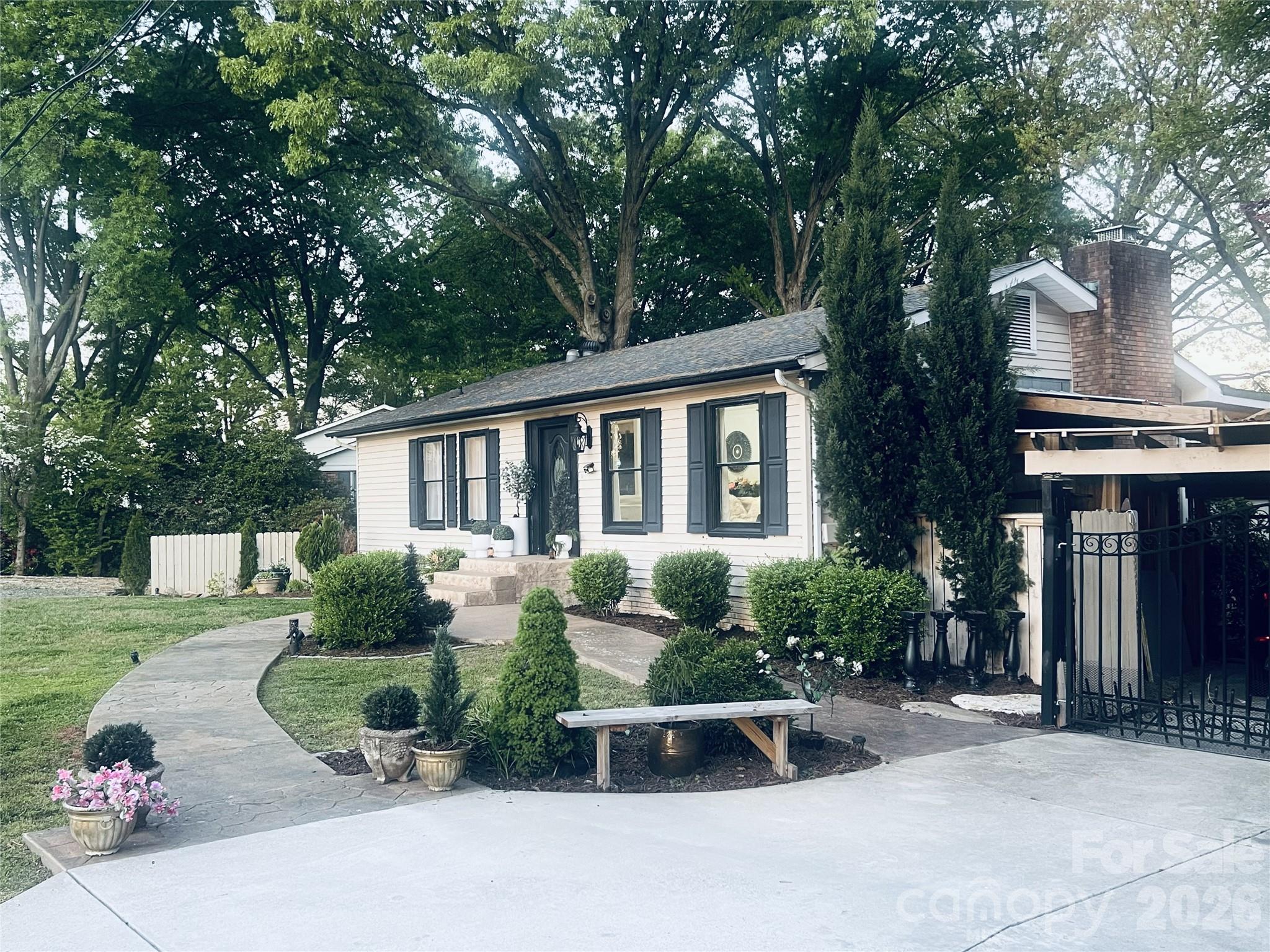 21510 Norman Shores Drive