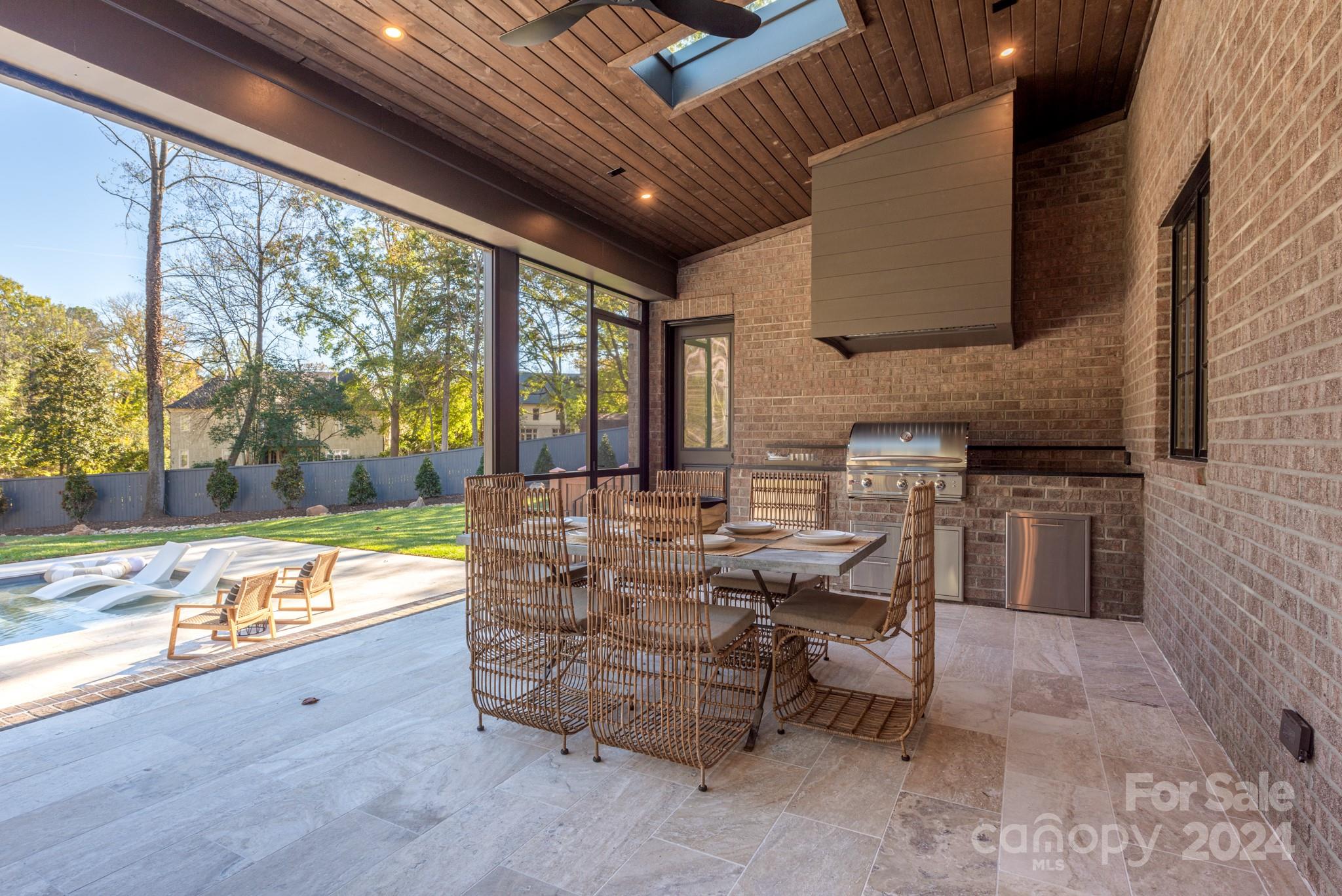 Mammoth Oaks - Residential