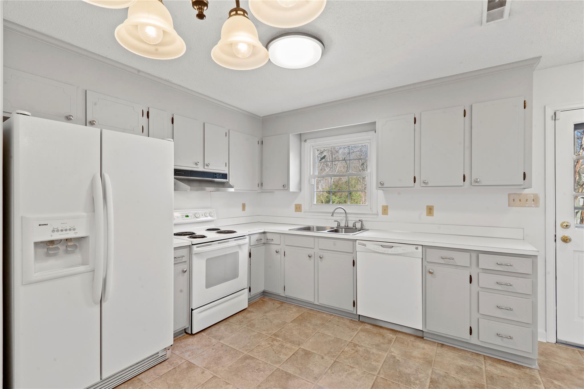 Sardis Woods - Residential