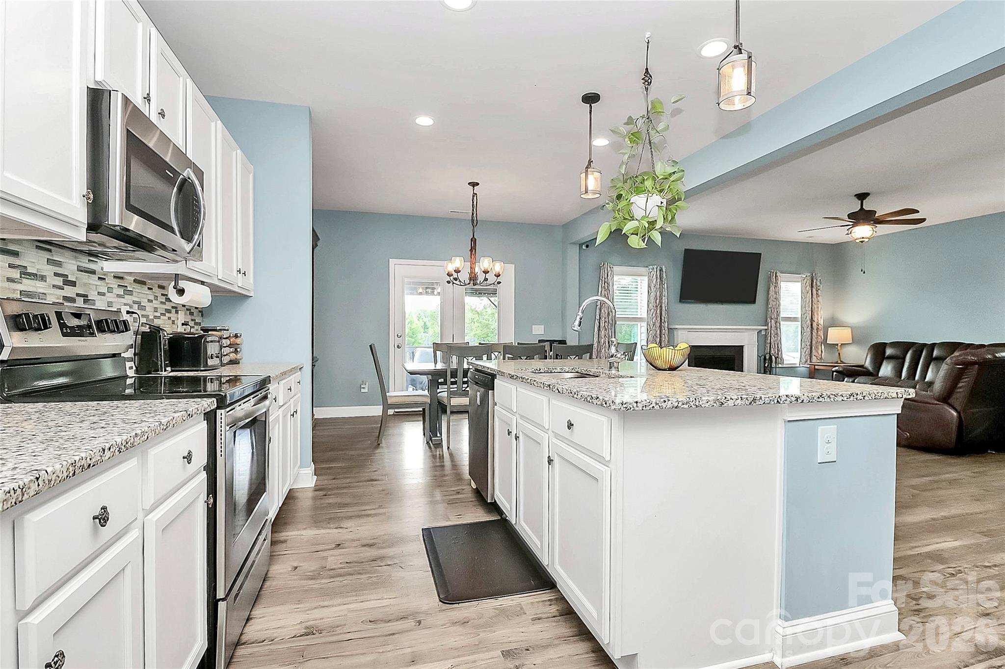 Lauren Pines - Residential