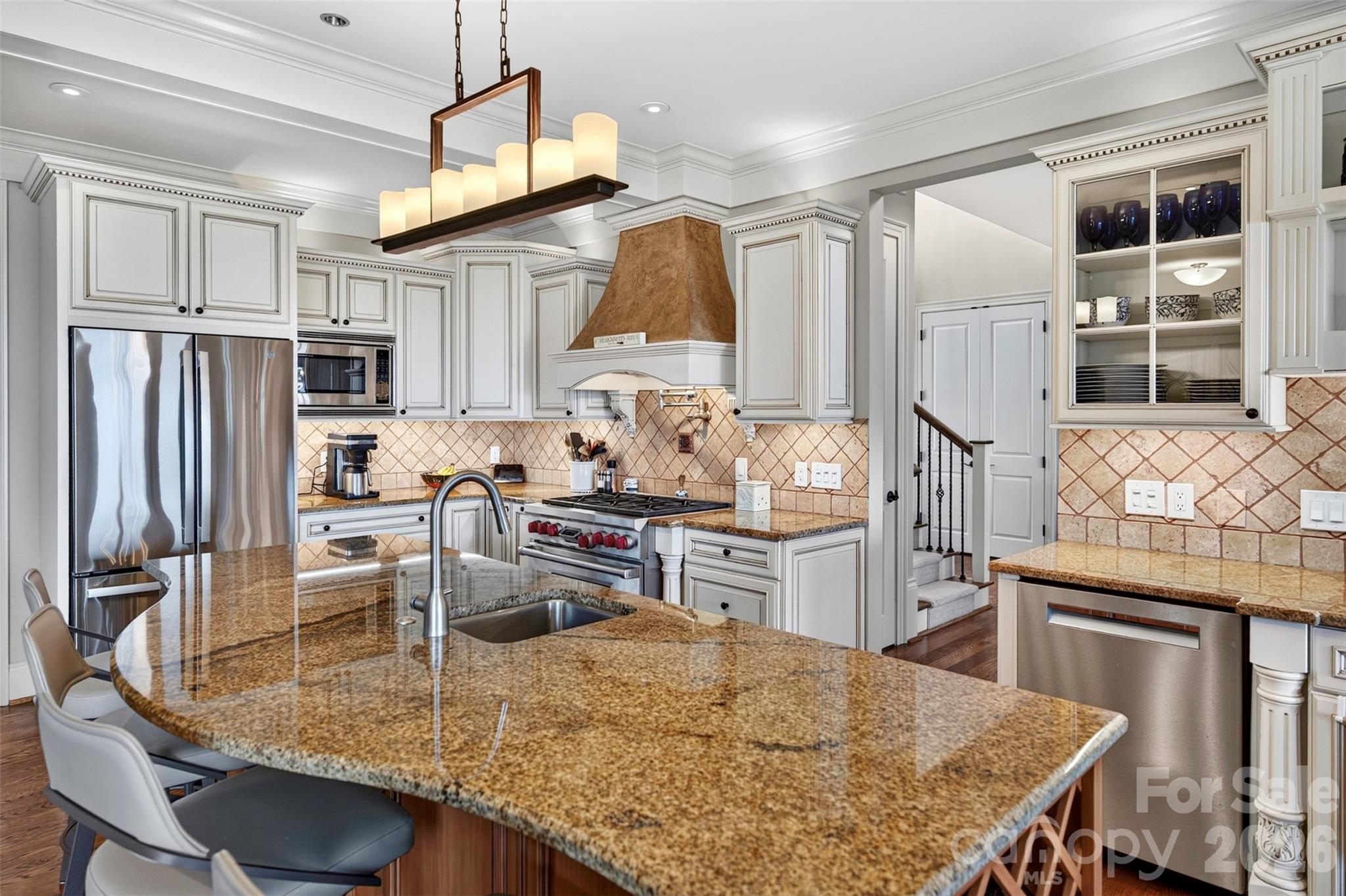 851 Sunlight Ridge Drive