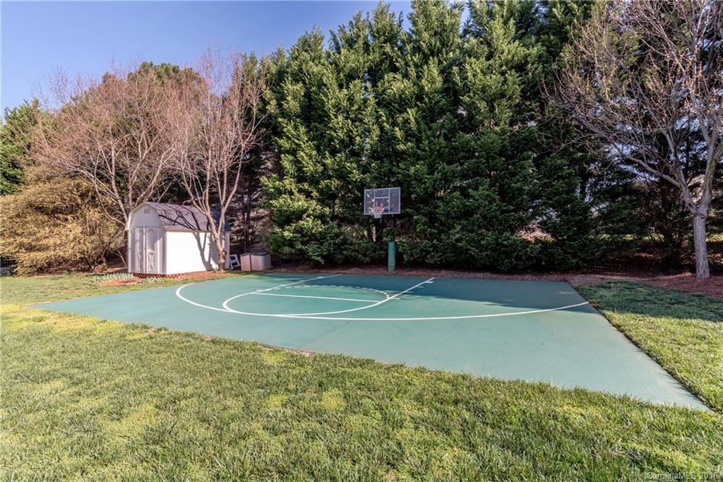 Hunter Oaks - Residential