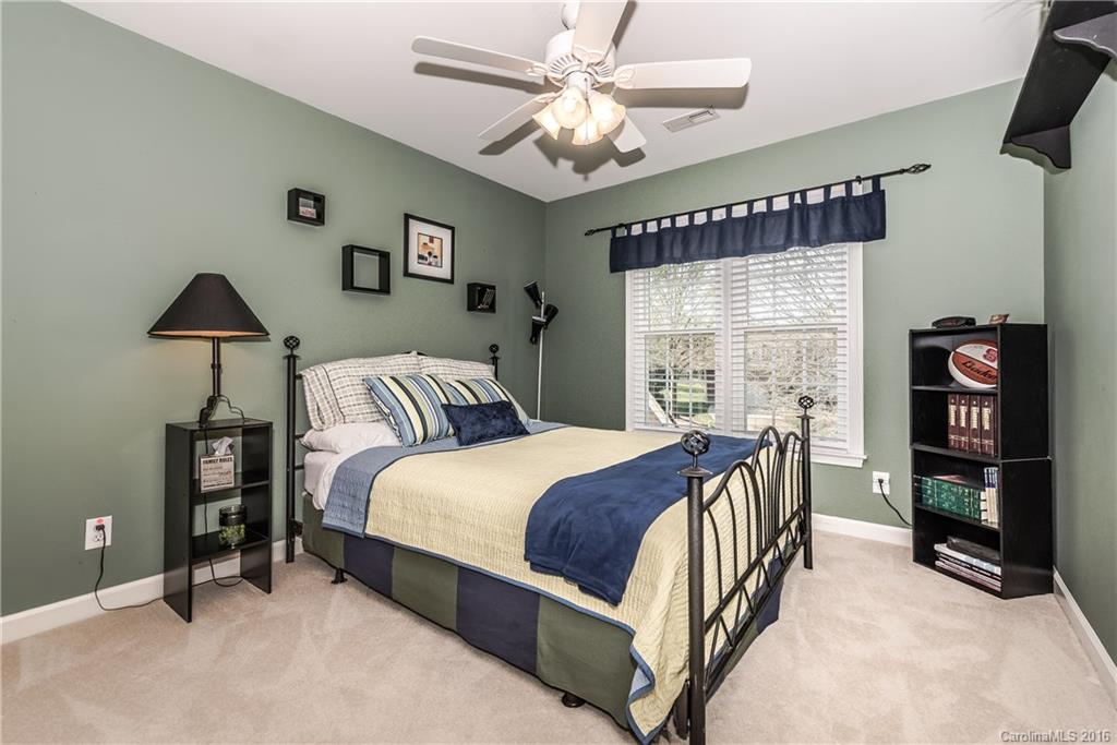 Hunter Oaks - Residential