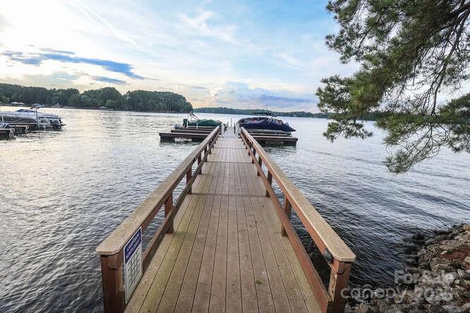 Lakepointe North - Residential