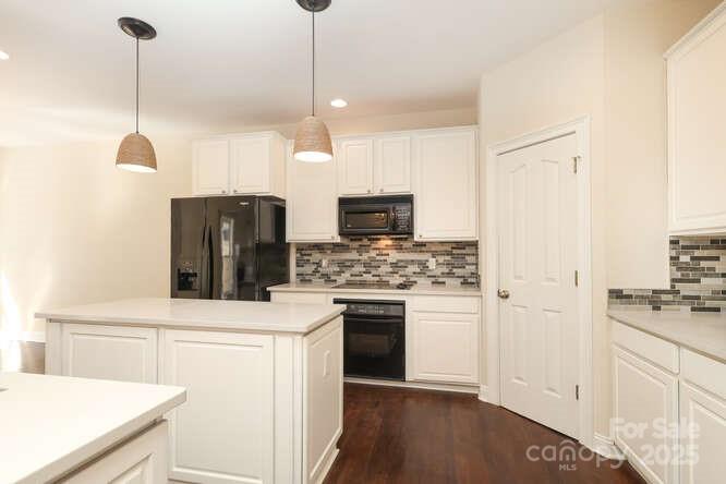 Lakepointe North - Residential