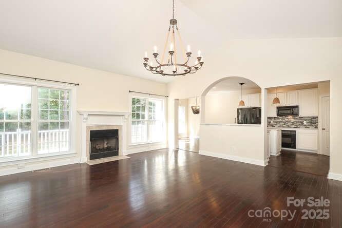 Lakepointe North - Residential