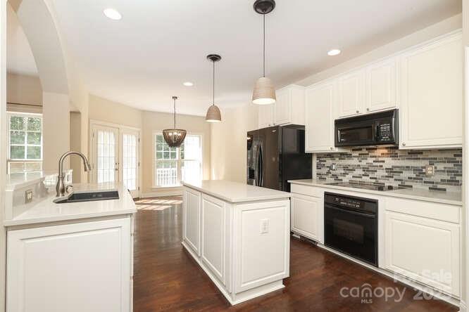 Lakepointe North - Residential