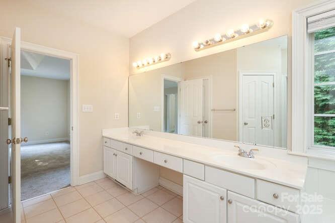 Lakepointe North - Residential