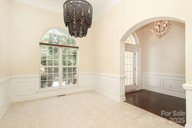 2587 Penngate Drive