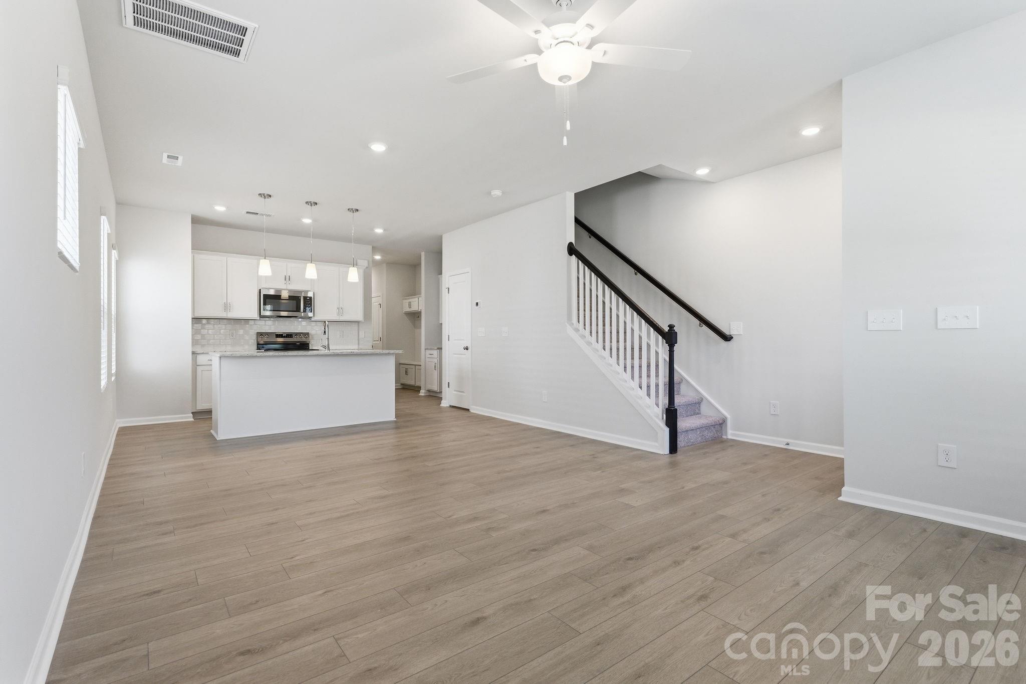 4624 Lakeview Road