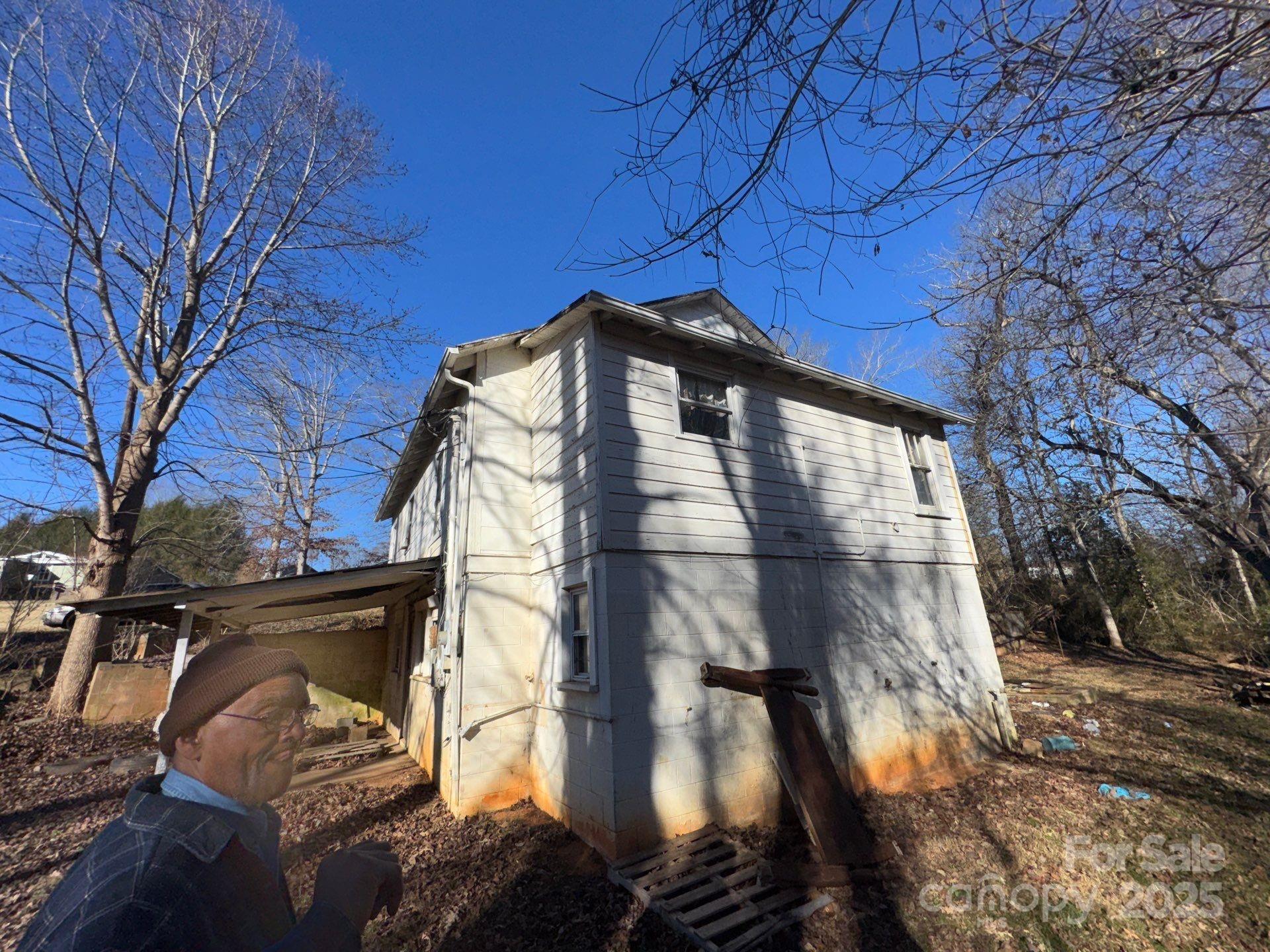 3133 Ed Bowman Street