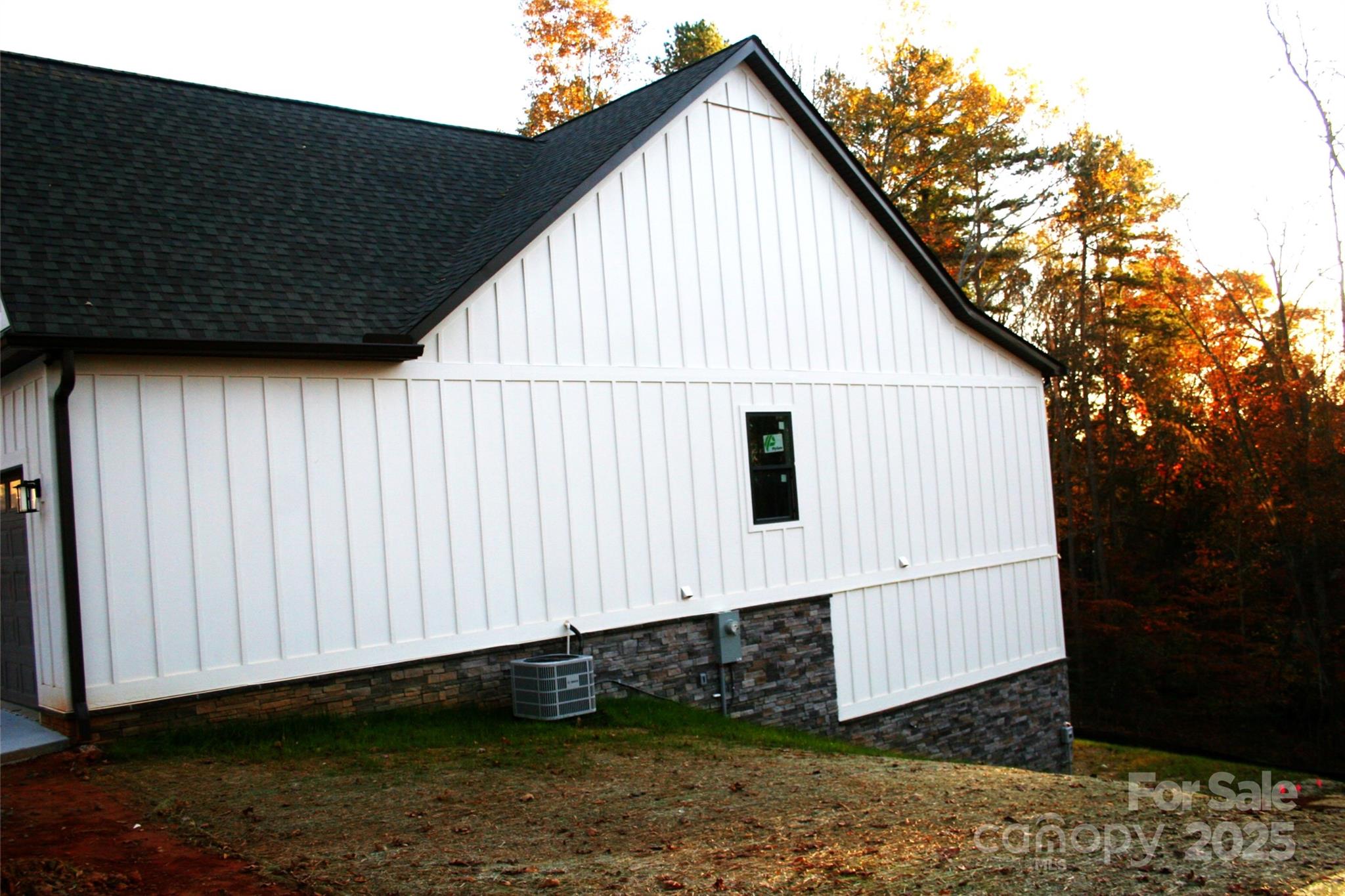 105 Sunset View Lane 55-56