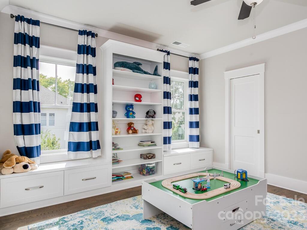 Sedgefield - Residential