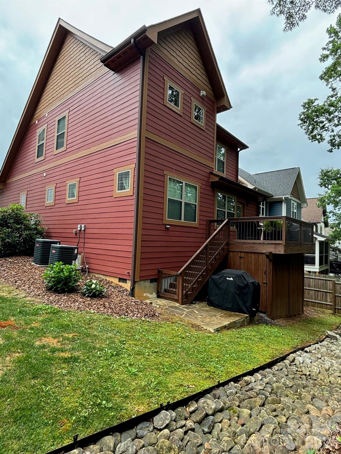39 Tudor Way