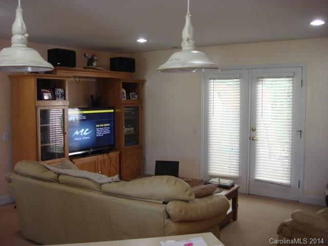 Highland Creek - Residential