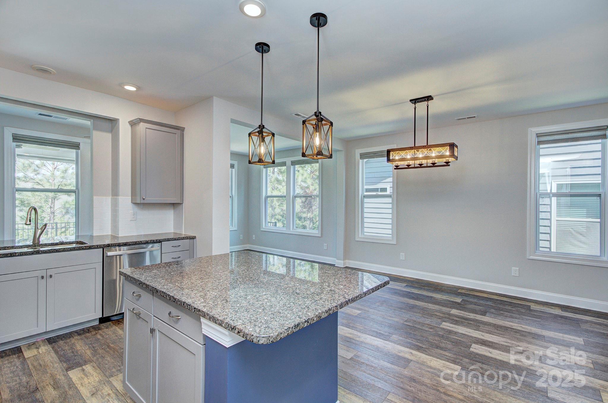 5527 Cheerful Lane