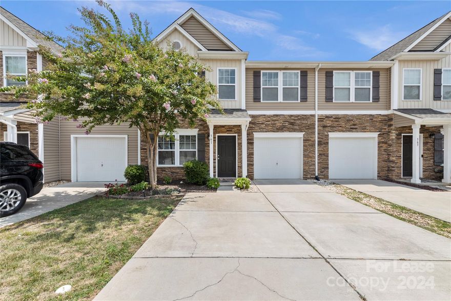 Lease term availability beginning June 1, 2024.  Showings are made through Showingtime.  Luxury town home at the lake!   Your opportunity to live in the Lake Wylie area is here!  This unit offers an open living concept with lots of upgrades and features.  There is an upstairs loft with three large bedrooms including primary and 2.5 bathrooms and a single car garage.   The living room is spacious, the kitchen features an island, breakfast nook and separate dining room.   You will love the enclosed court yard.  While front yard is maintained by HOA, the back yard will require tenant maintenance that includes grass cutting.   Easy job with weed eater that owner provides.