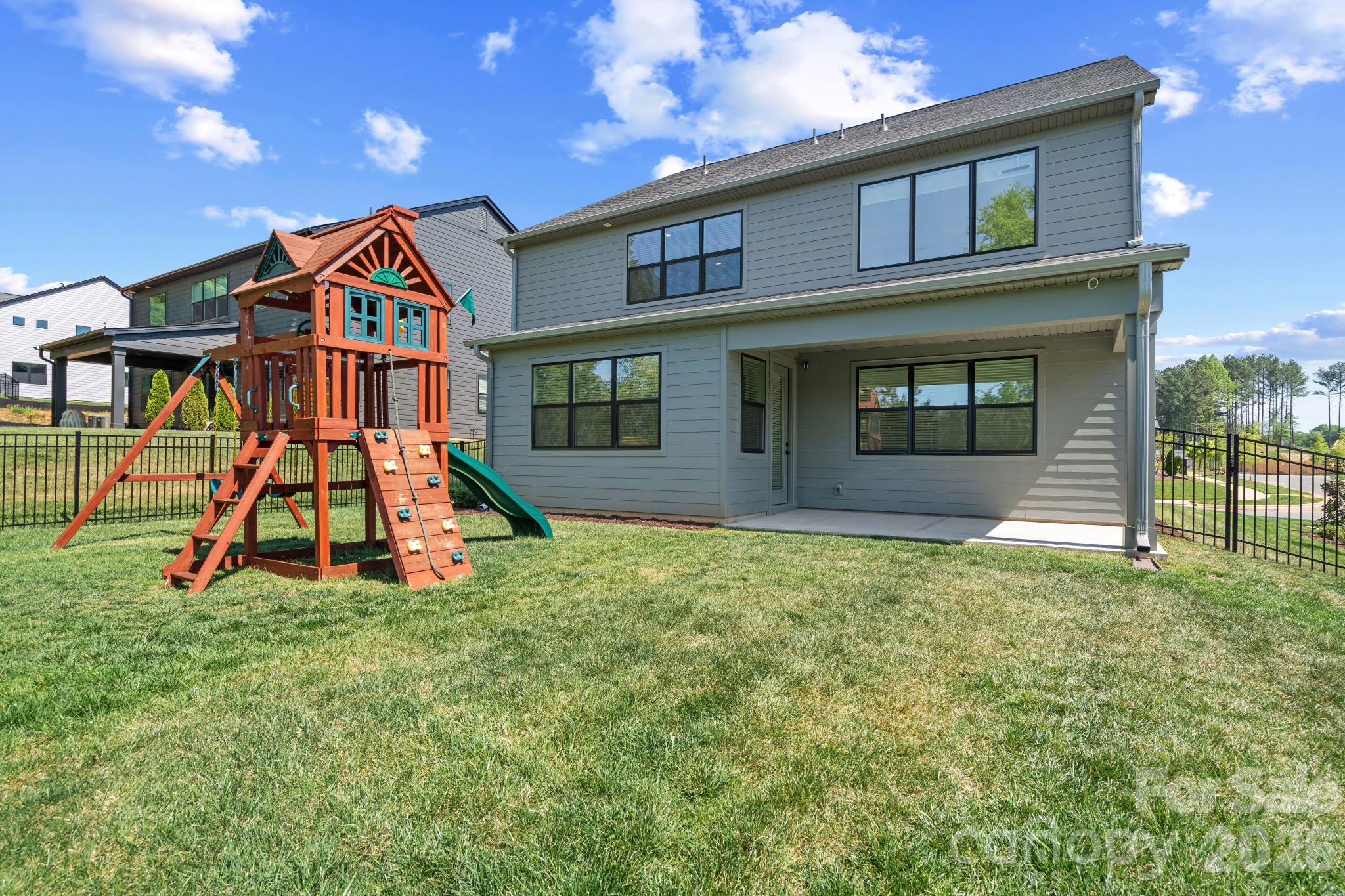 Amara Chase - Residential