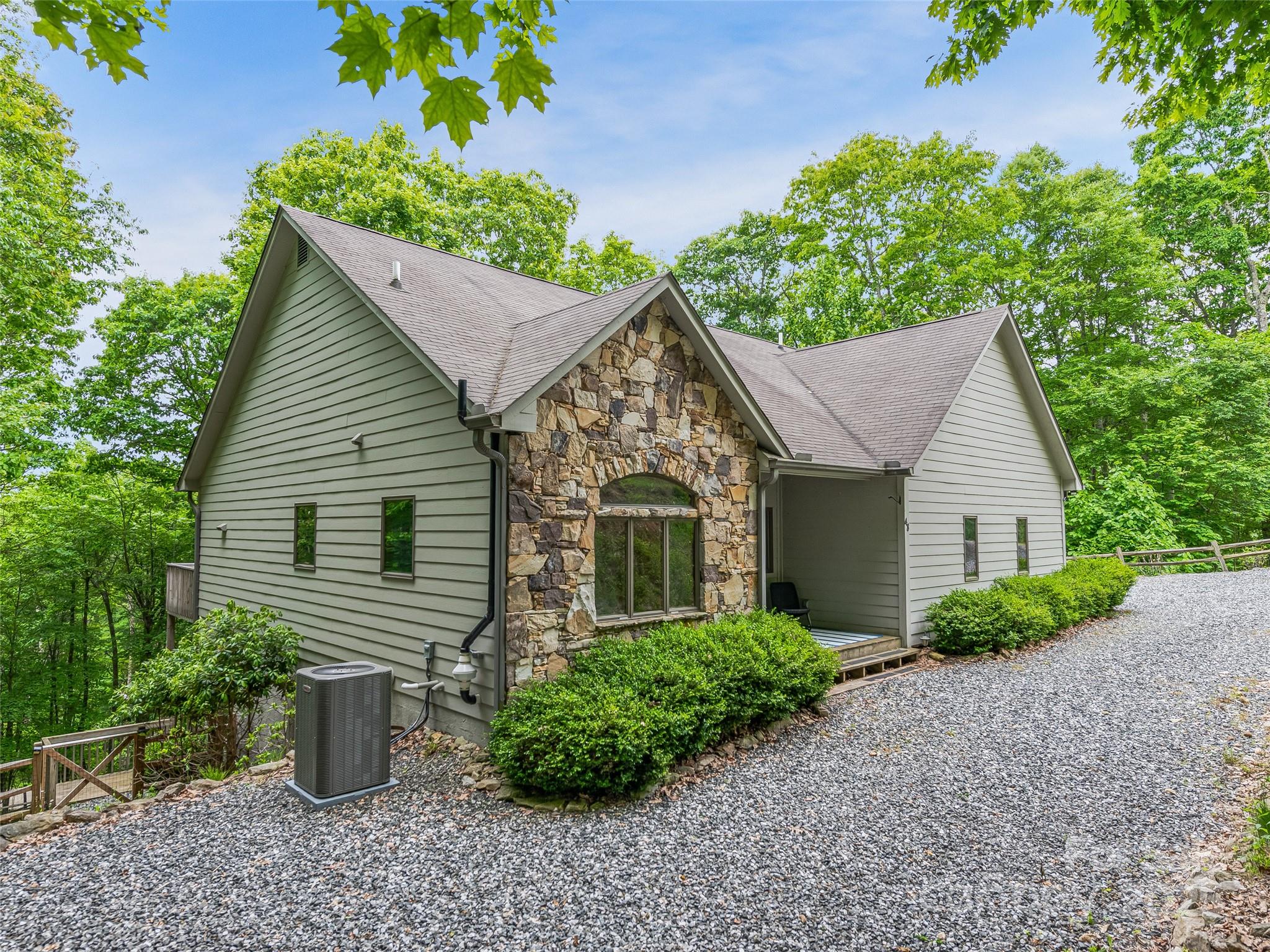 48 Grouse Thicket Road