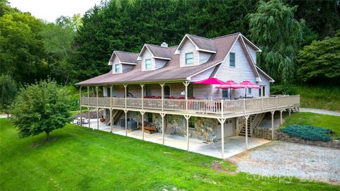 2161 River Bend Road Mouth of Wilson VA 24363
