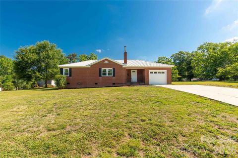 Photo of 503 N Wylie Street, Lancaster, SC 29720 (MLS # 4378525)
