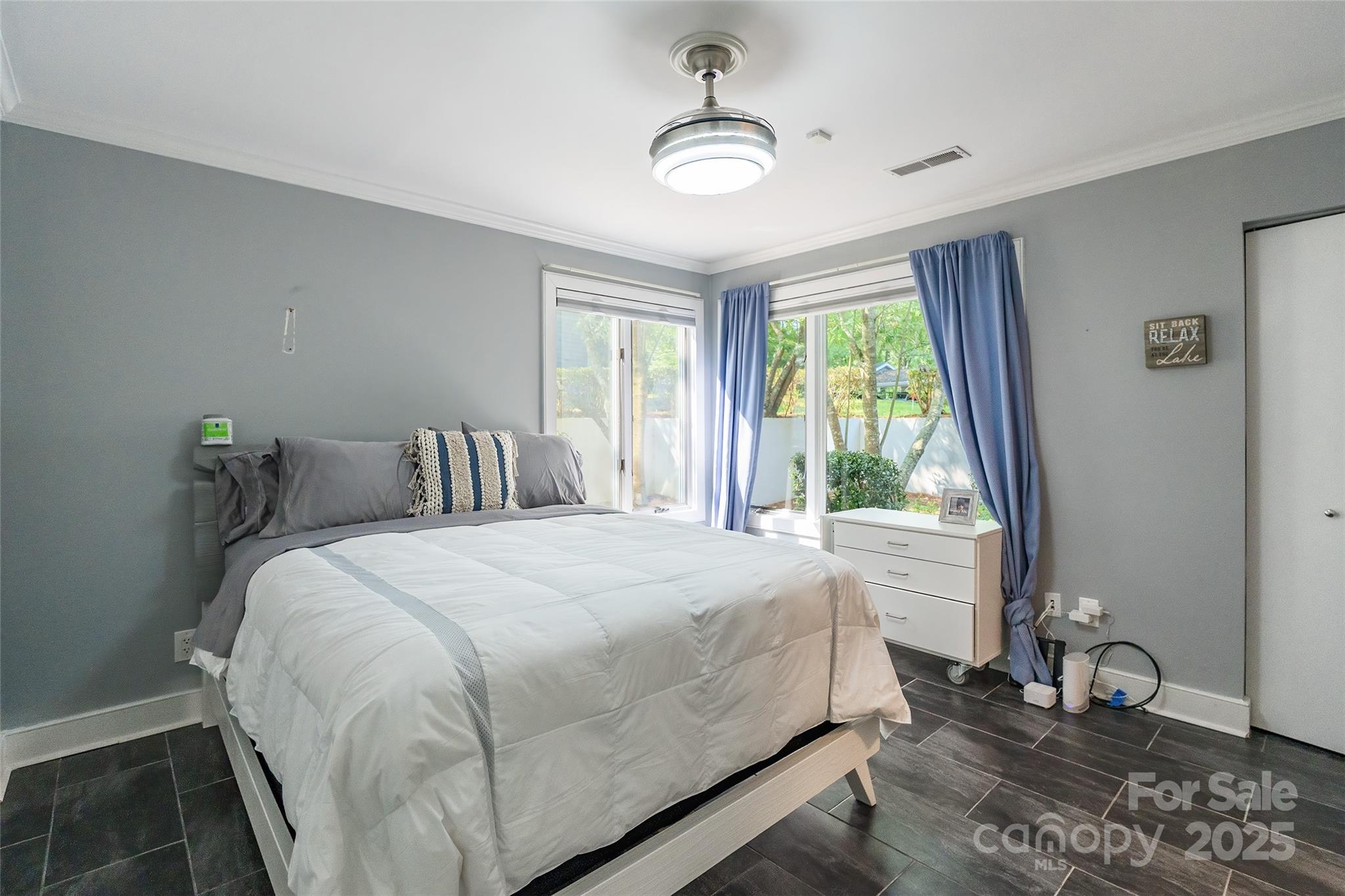 Lake Club - Residential